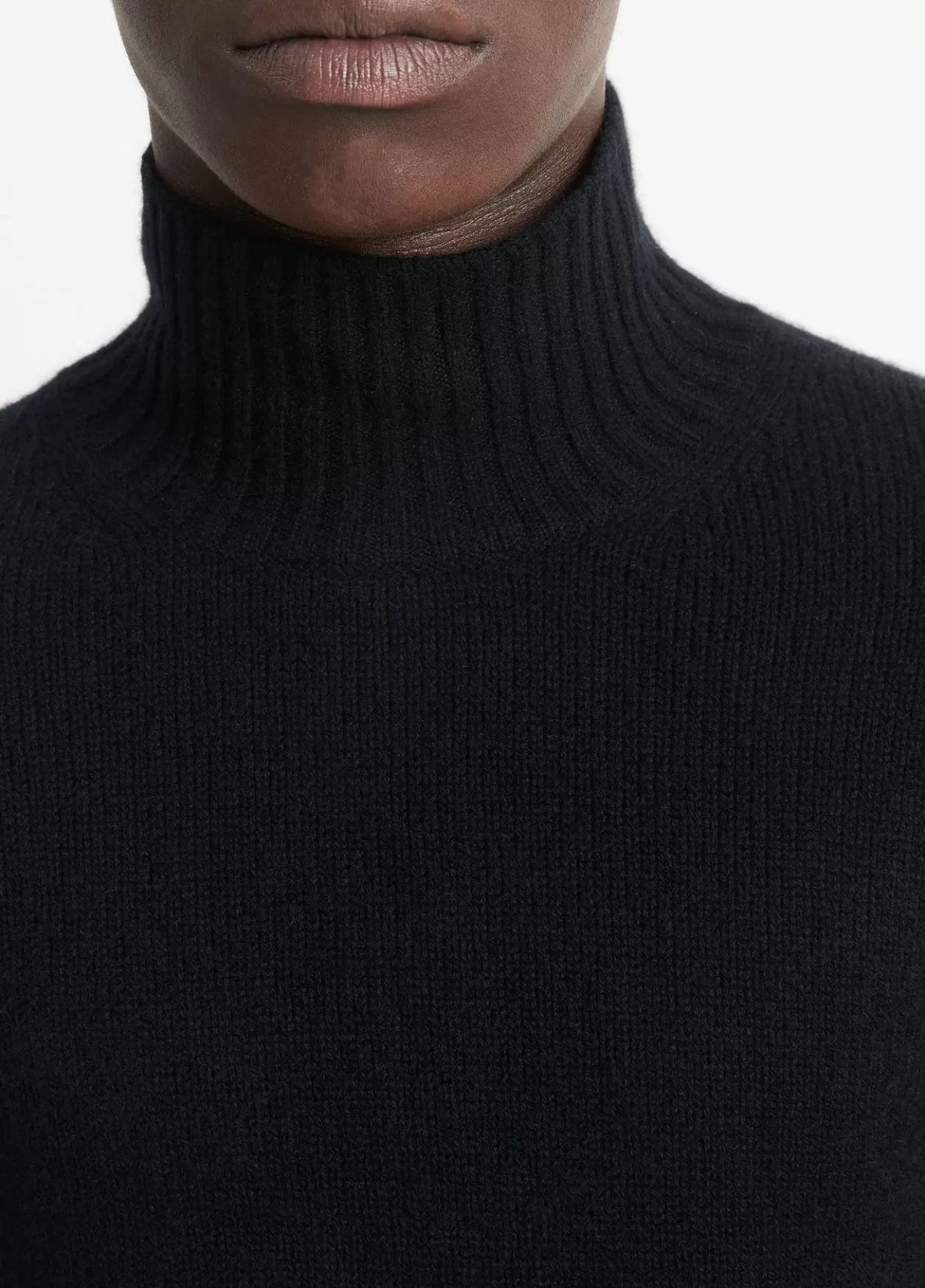 Fashion Vince Cashmere Turtleneck black