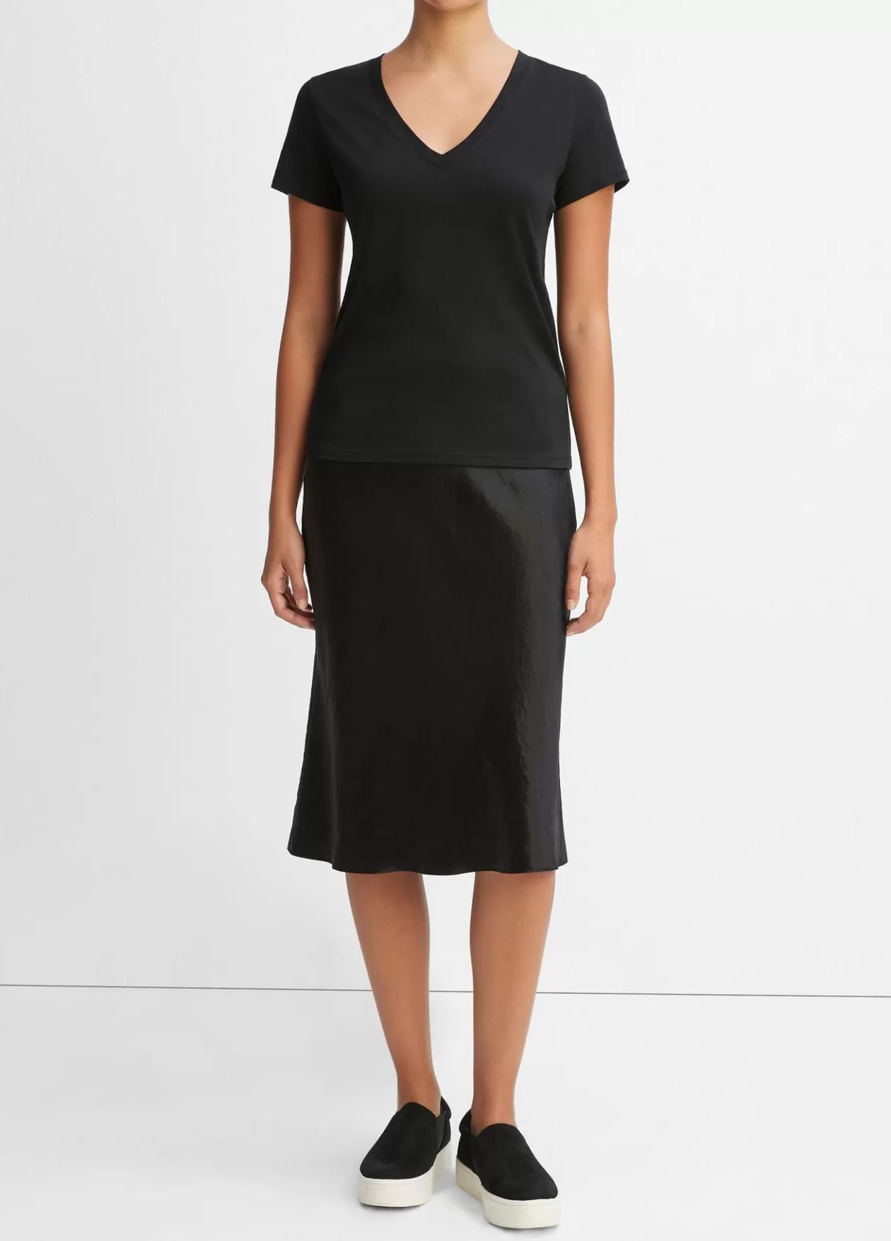 Online Vince Essential Pima Cotton V-Neck T-Shirt black