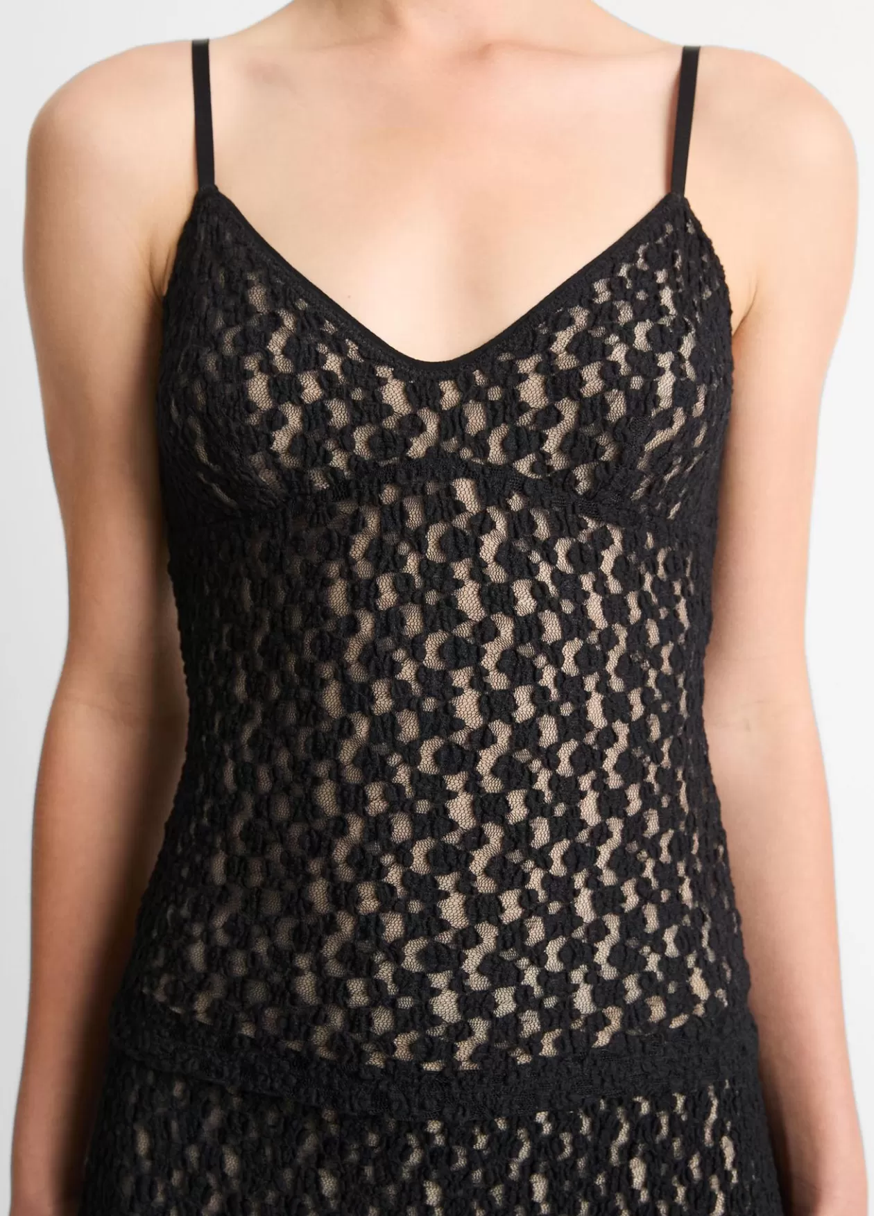 floral_smocked_camisole_1.webp Flash Sale Vince Floral Smocked Camisole black