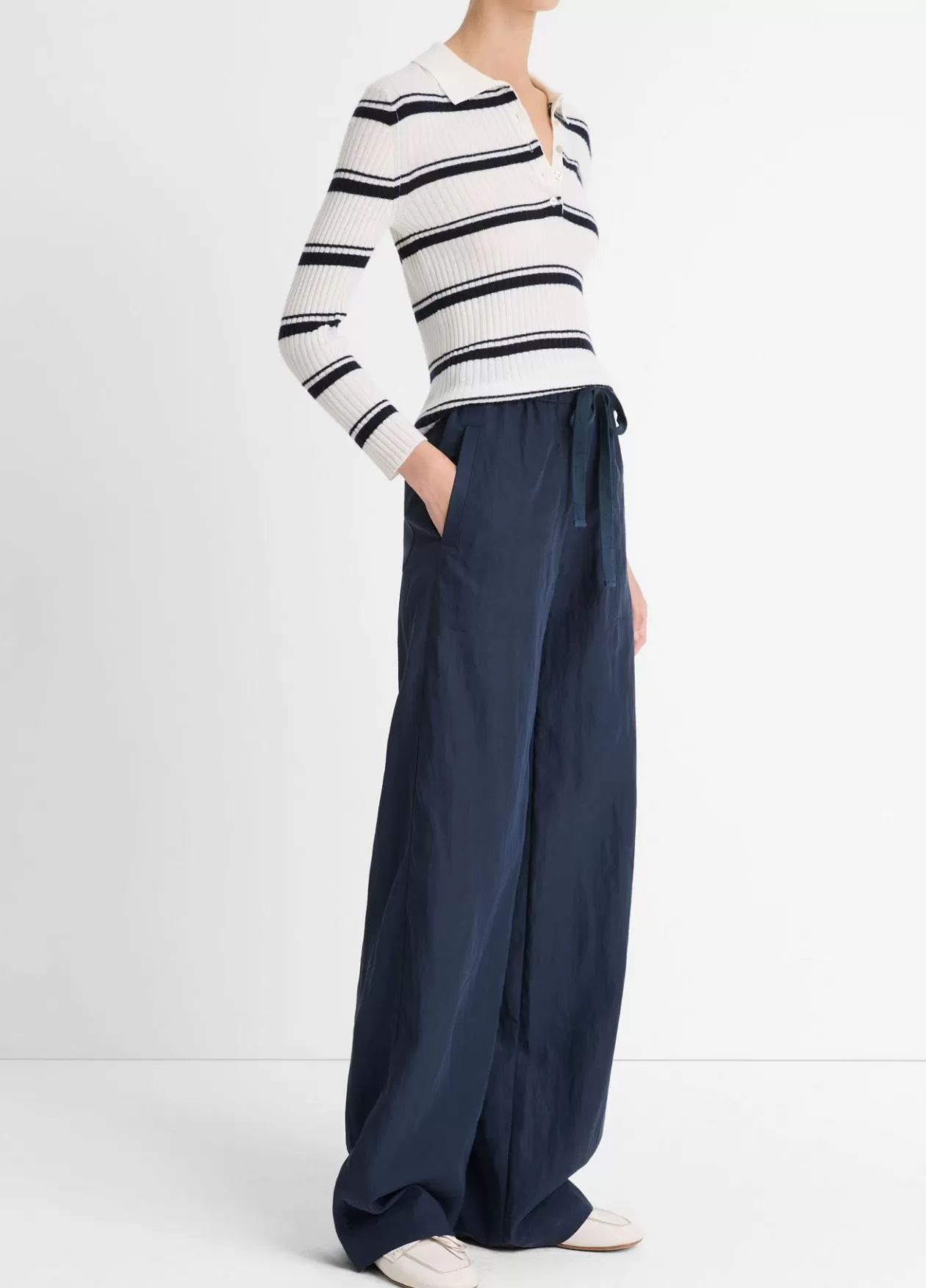 midrise_utility_drawstring_pant_2-1.webp Outlet Vince Mid-Rise Utility Drawstring Pant coastal blue